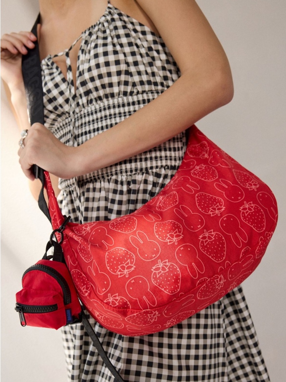 Baggu Miffy Strawberry Medium Crescent